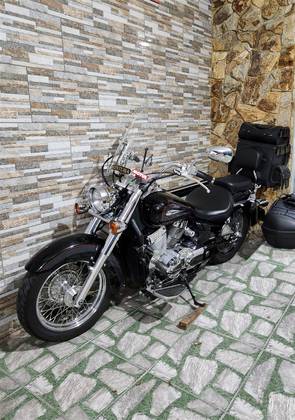 HONDA SHADOW 750 